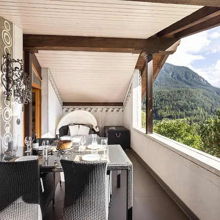 Chasa Tusa 3 Daire Scuol