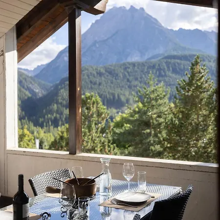 Apartmán Chasa Tusa 3 *