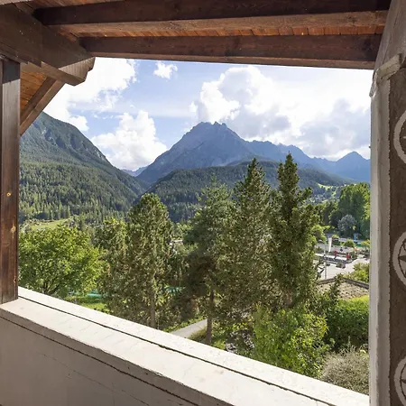 Apartmán Chasa Tusa 3 *